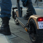 Monopattini: arriva il primo decreto, ecco il targhino